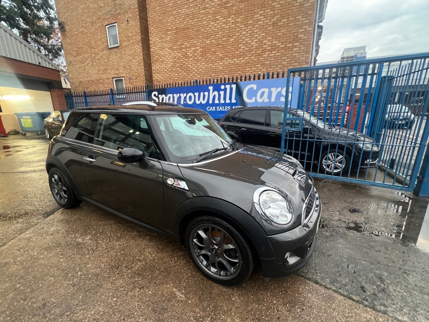 Used MINI Cooper 2011 for sale - 76531243: Photo 1