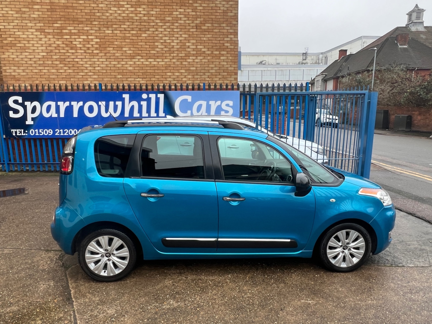 Used Citroen C3 Picasso 2011 for sale - 77023599: Photo 8