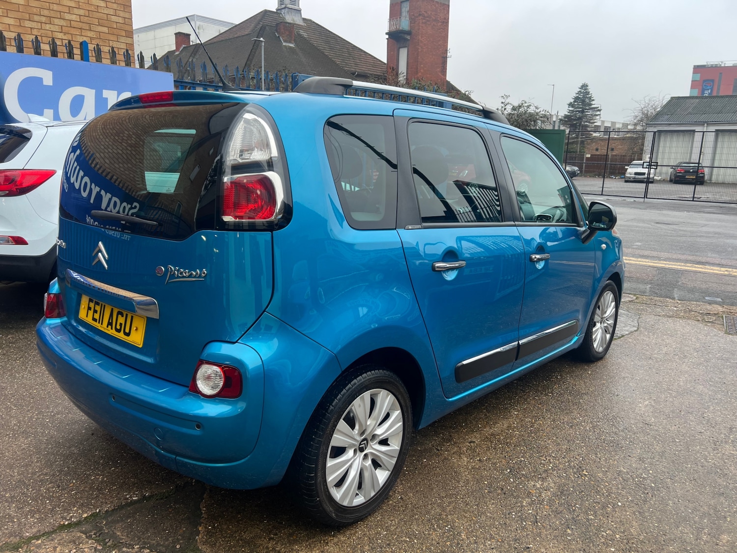 Used Citroen C3 Picasso 2011 for sale - 77023599: Photo 9