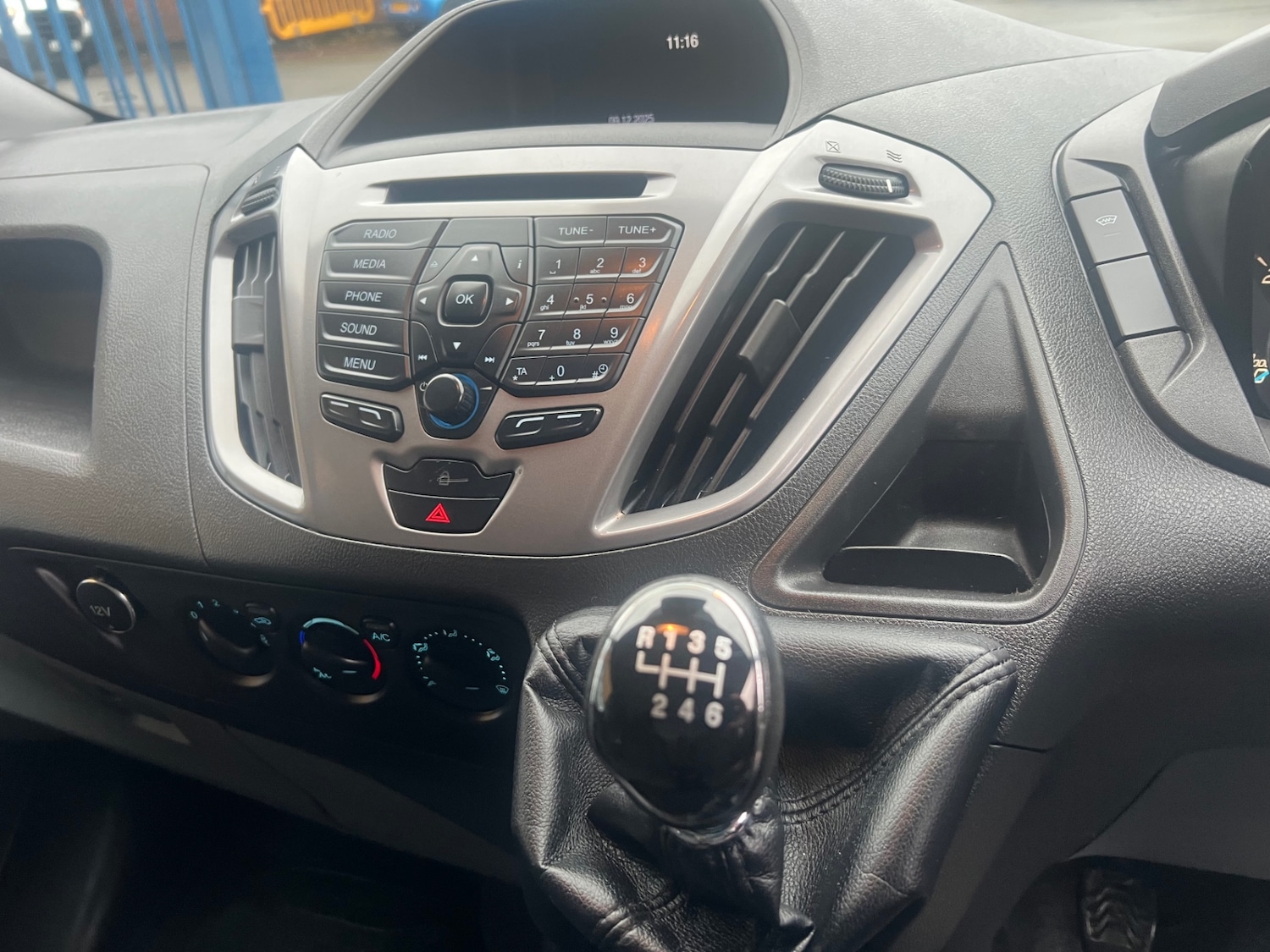 Used Ford Transit Custom 2017 for sale - 76879627: Photo 25