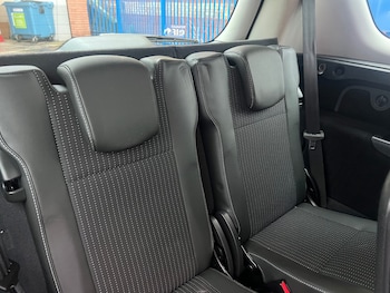 Used Renault Grand Scenic 2016 for sale - 76979597: Photo