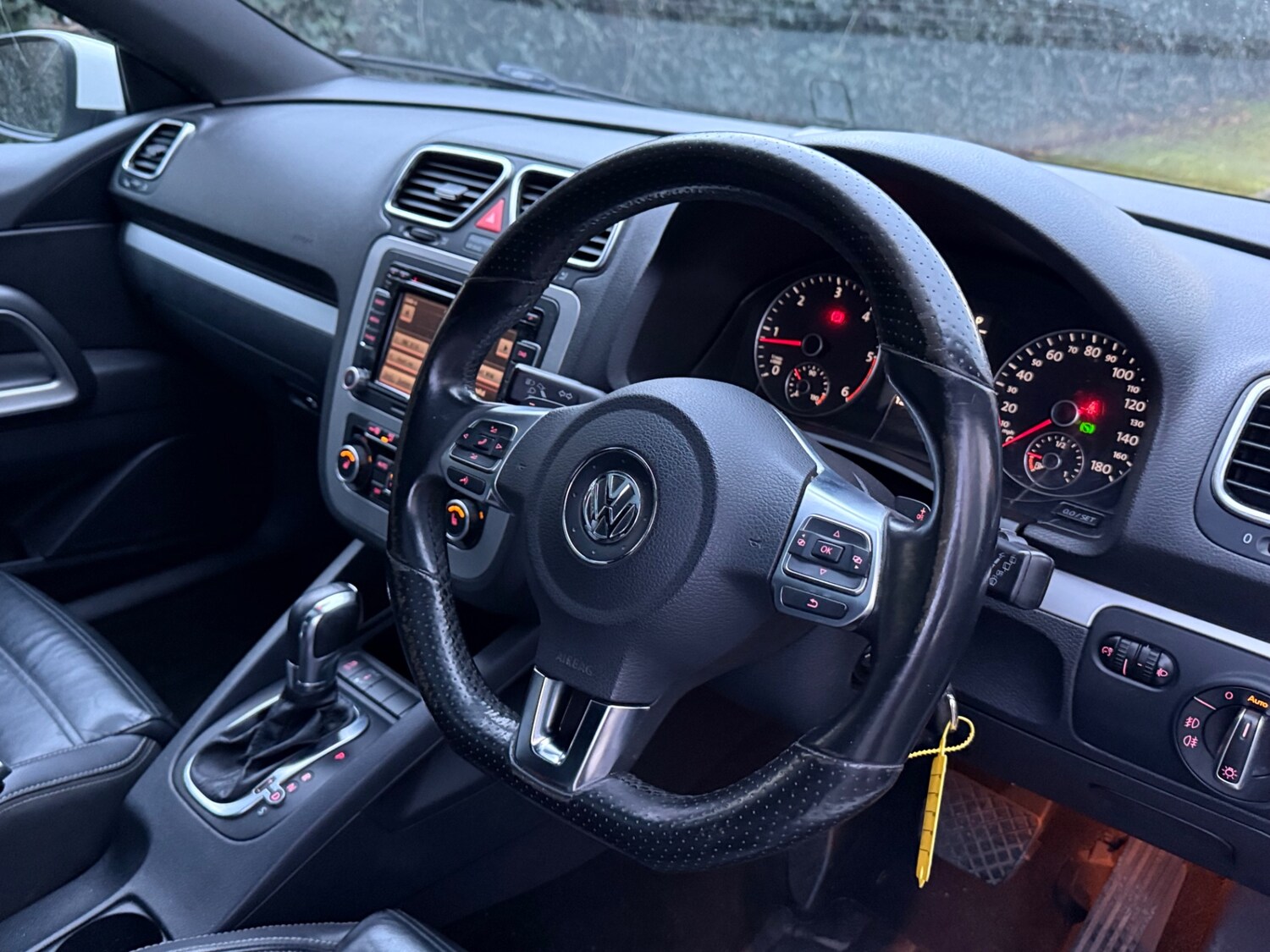 Used Volkswagen Scirocco 2012 for sale - 76936747: Photo 21