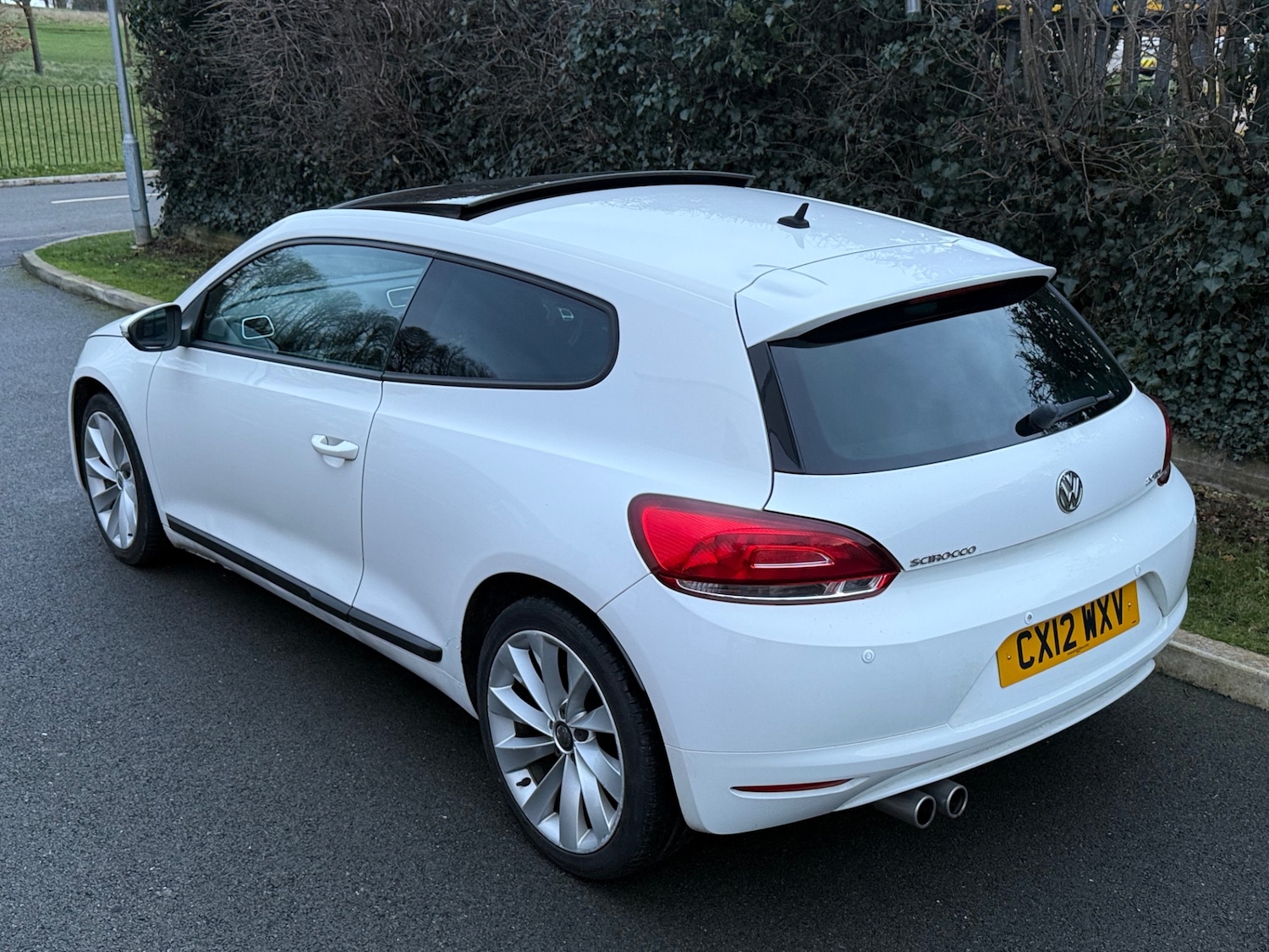 Used Volkswagen Scirocco 2012 for sale - 76936747: Photo 6