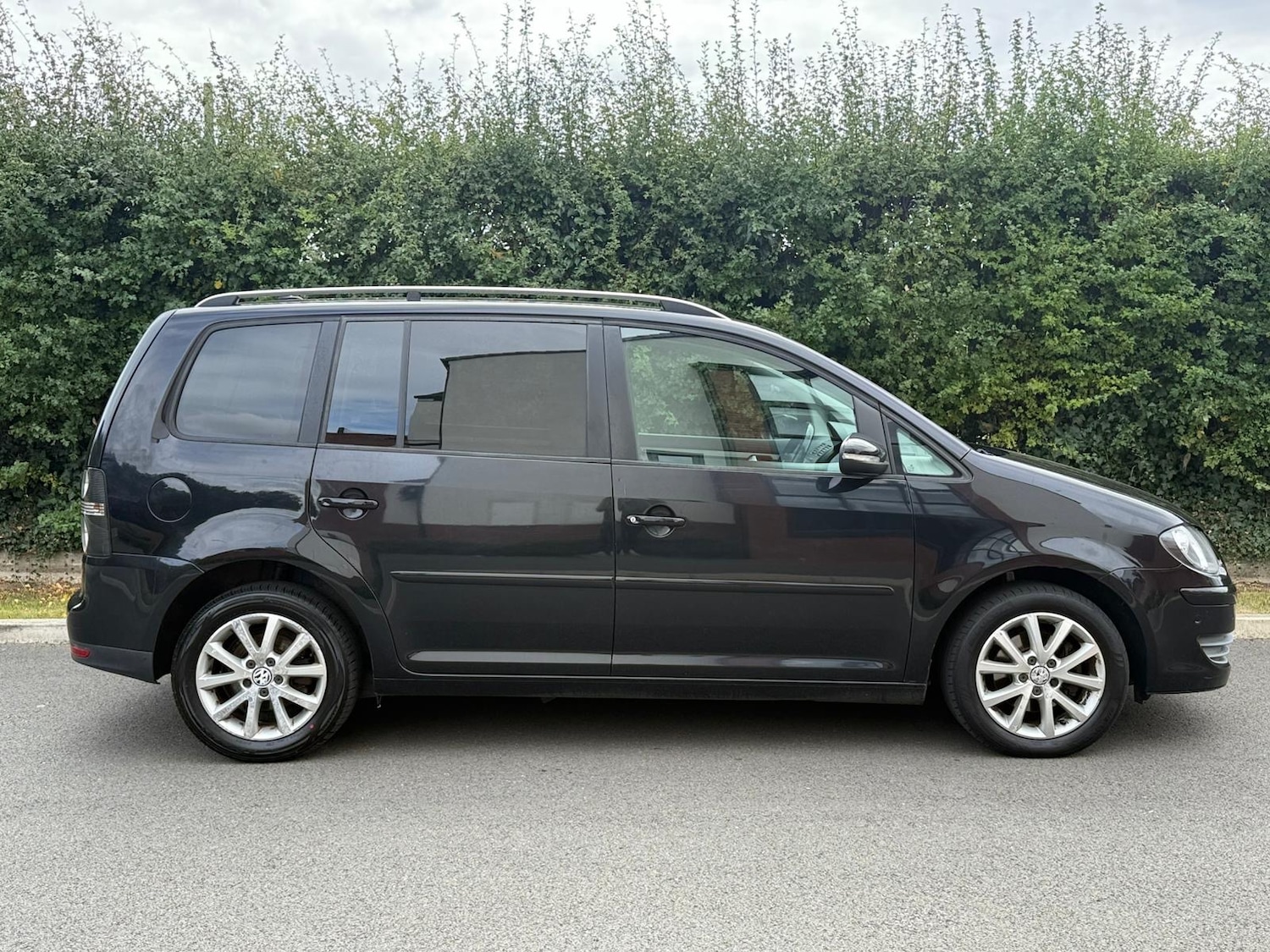 Used Volkswagen Touran 2010 for sale - 76374826: Photo 20