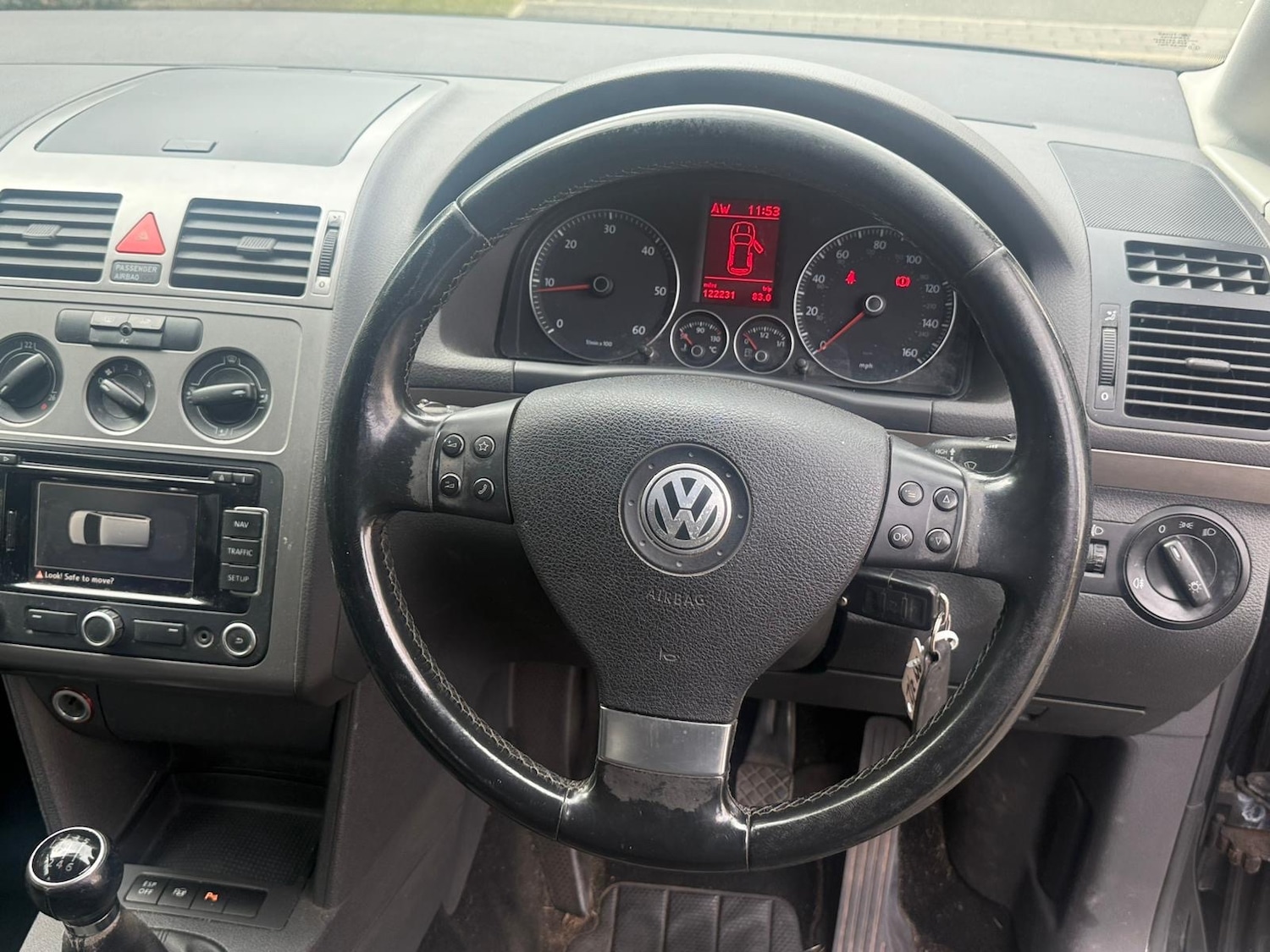 Used Volkswagen Touran 2010 for sale - 76374826: Photo 21