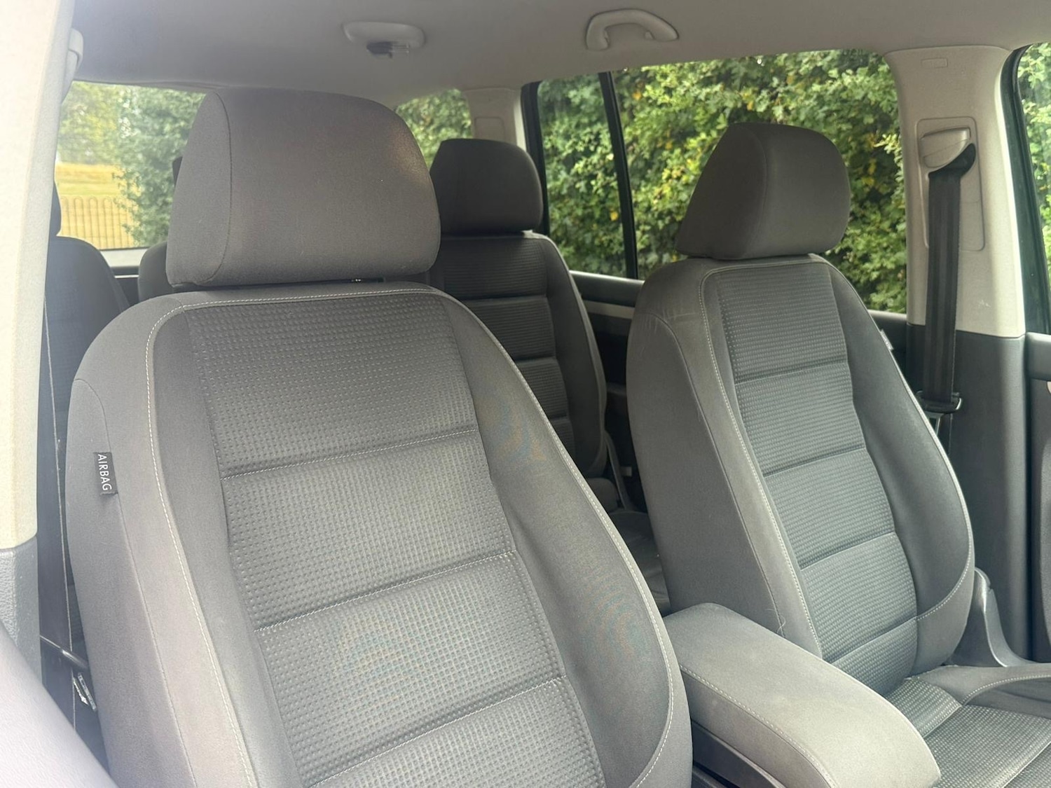 Used Volkswagen Touran 2010 for sale - 76374826: Photo 23