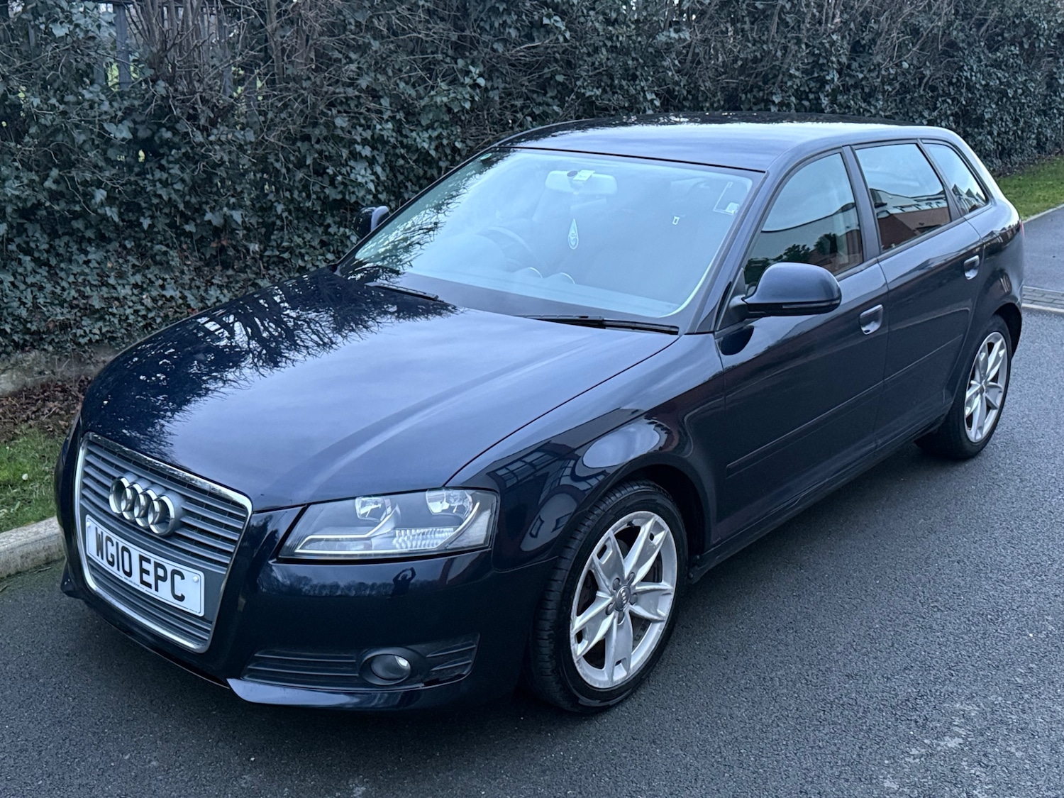 Used Audi A3 2010 for sale - 76936748: Photo 2