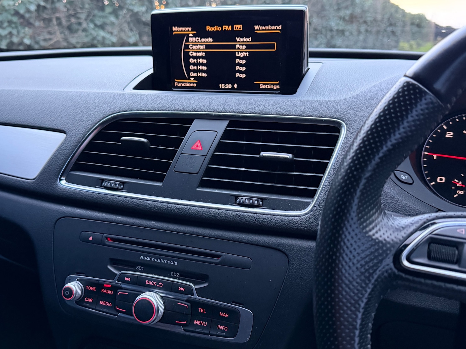 Used Audi Q3 2013 for sale - 76936746: Photo 21