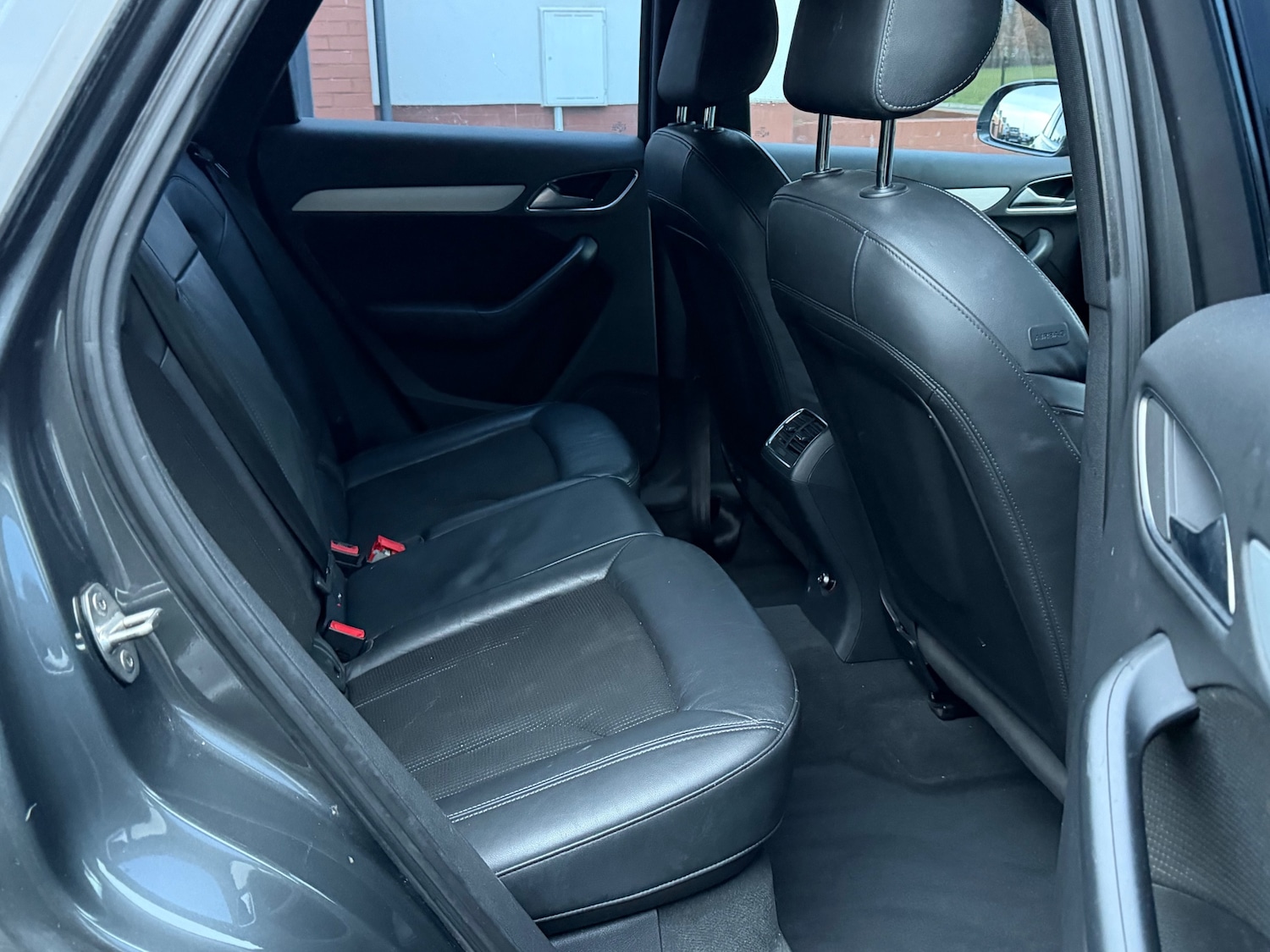 Used Audi Q3 2013 for sale - 76936746: Photo 25