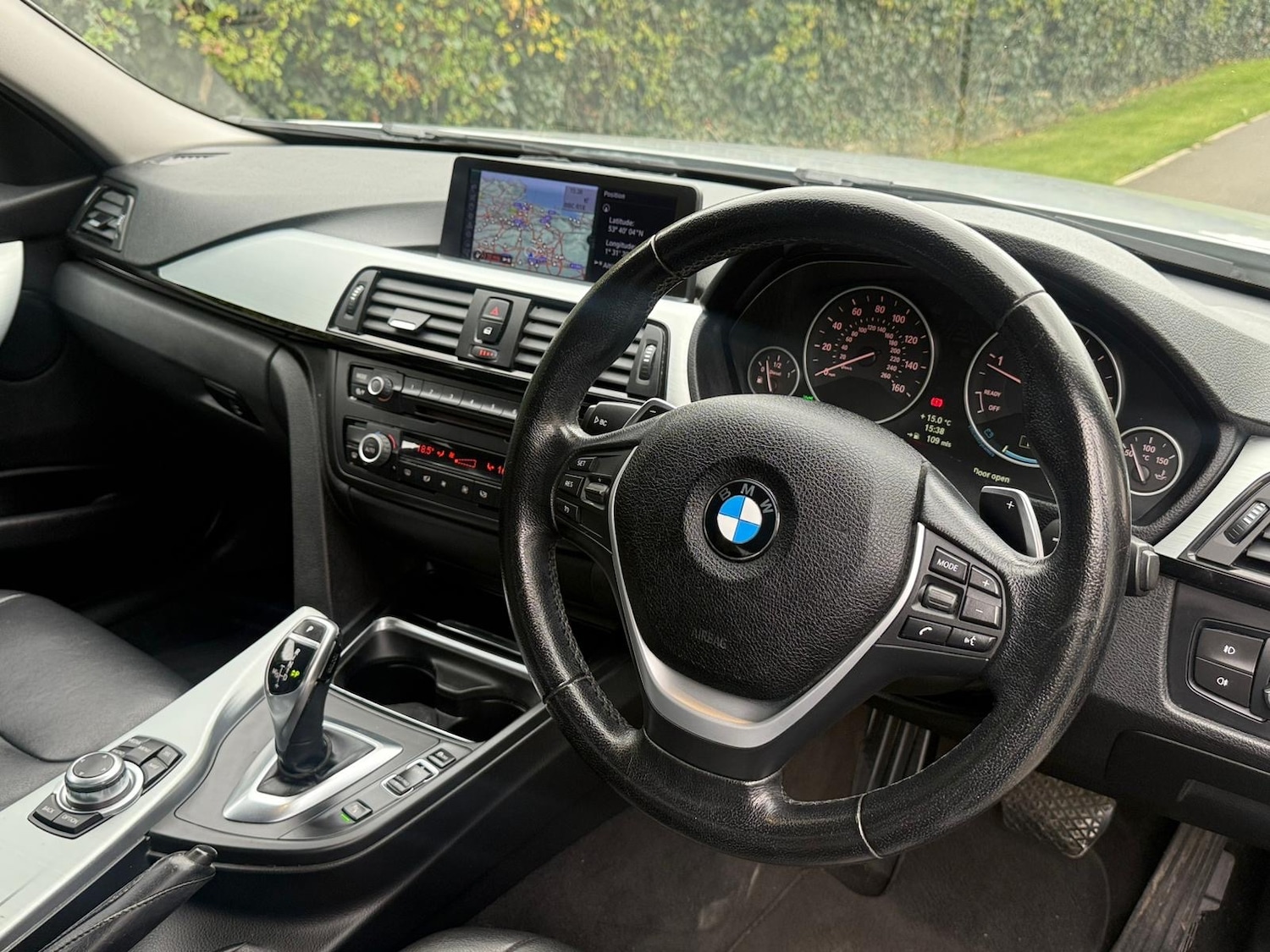 Used BMW 3 Series 2012 for sale - 76369522: Photo 17