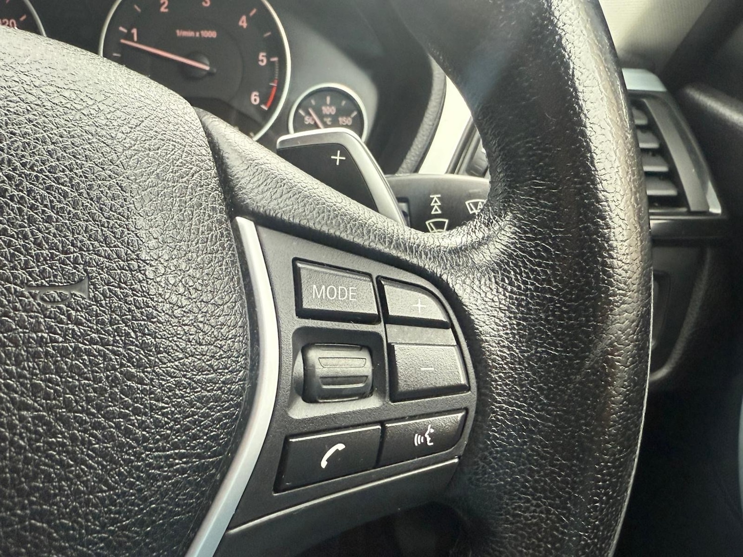 Used BMW 3 Series 2012 for sale - 76369522: Photo 24