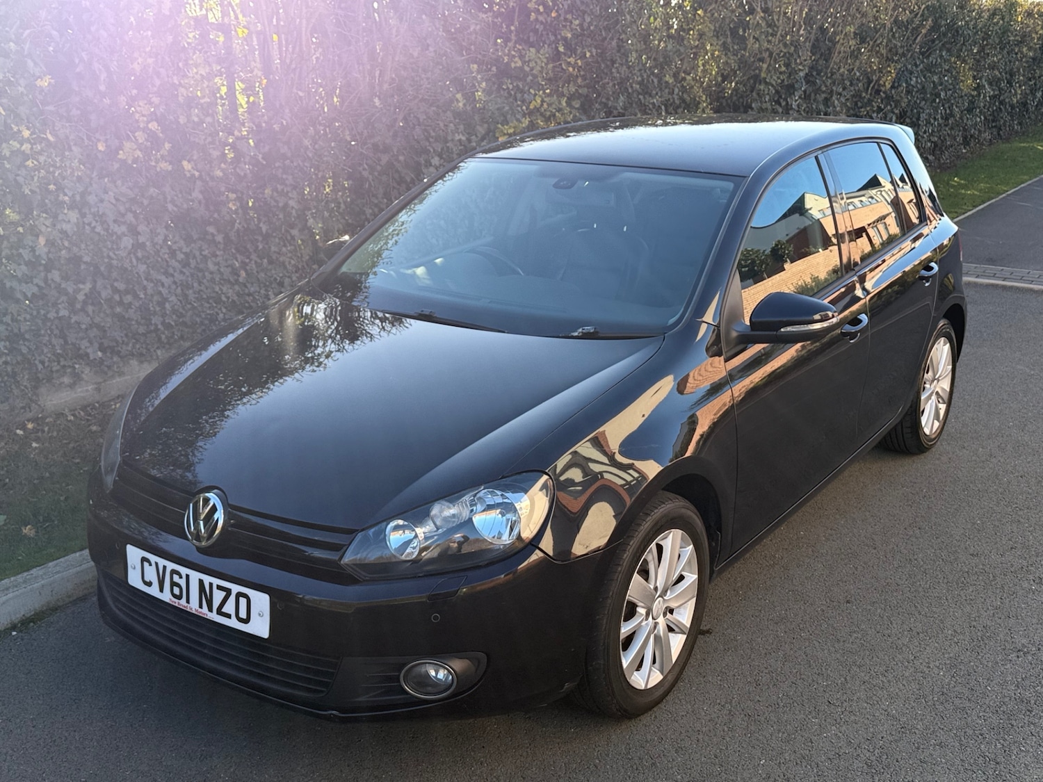 Used Volkswagen Golf 2011 for sale - 76663695: Photo 2