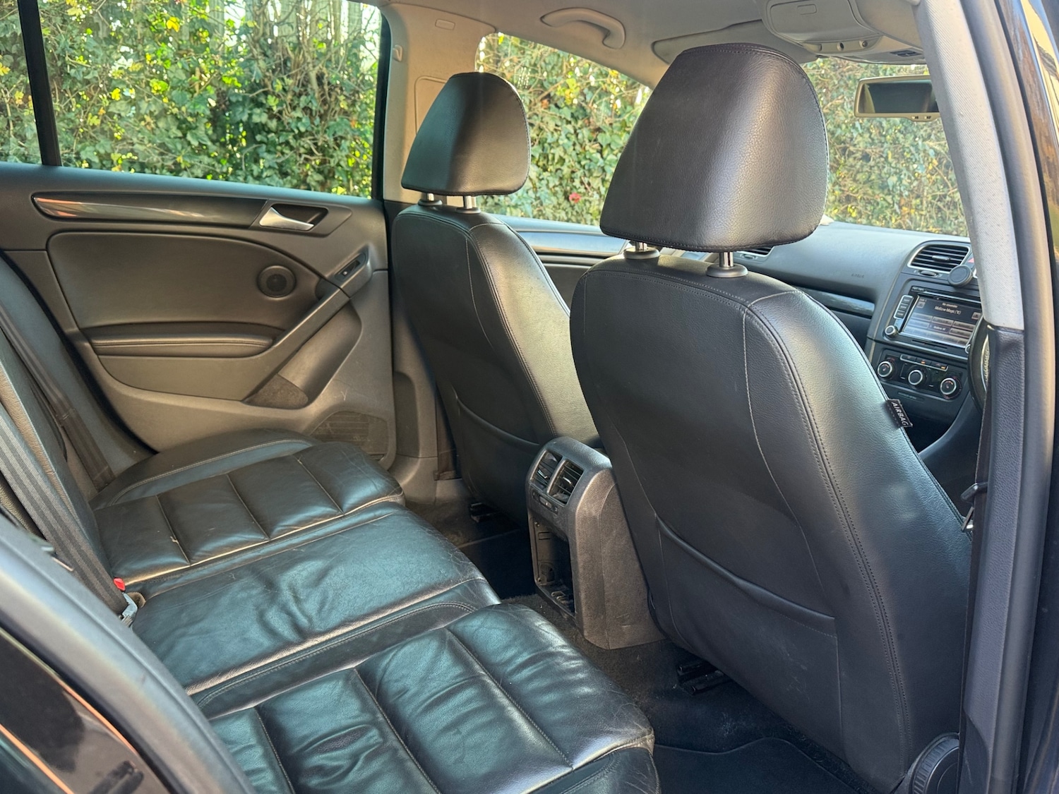 Used Volkswagen Golf 2011 for sale - 76663695: Photo 24