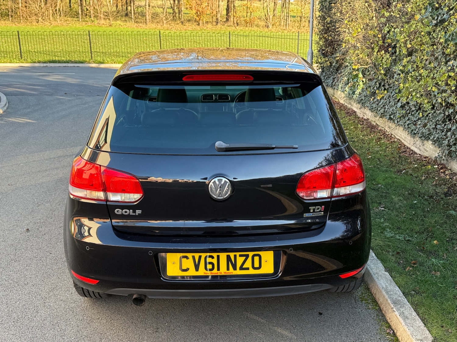 Used Volkswagen Golf 2011 for sale - 76663695: Photo 8