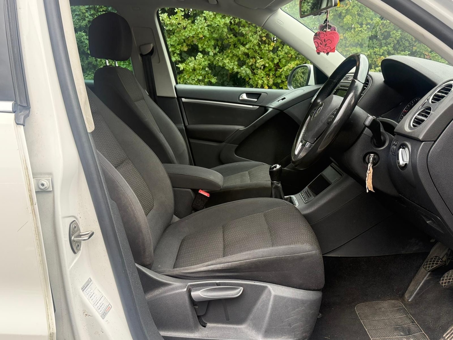 Used Volkswagen Tiguan 2012 for sale - 76374816: Photo 19