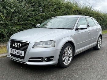 2012 (12) - 1.6 TDI Sport 5dr