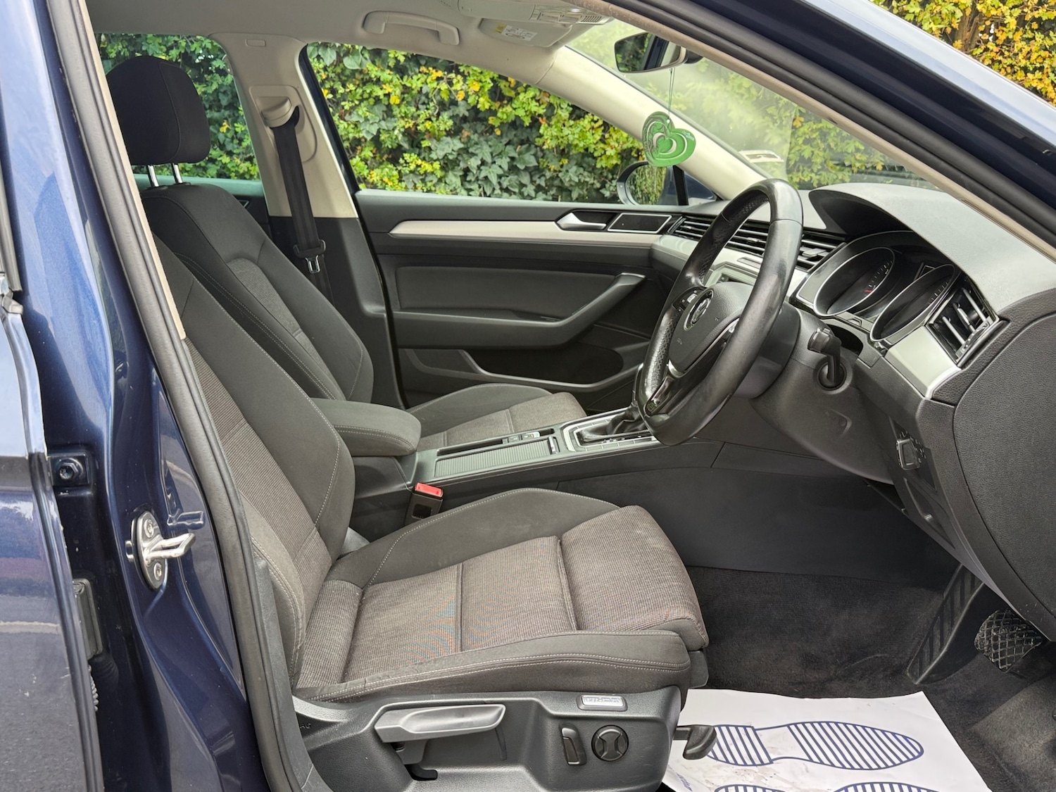 Used Volkswagen Passat 2016 for sale - 76393907: Photo 25