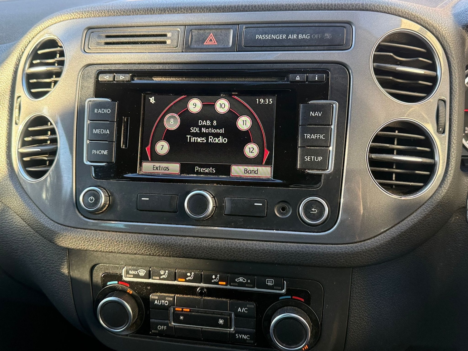 Used Volkswagen Tiguan 2013 for sale - 77102069: Photo 32