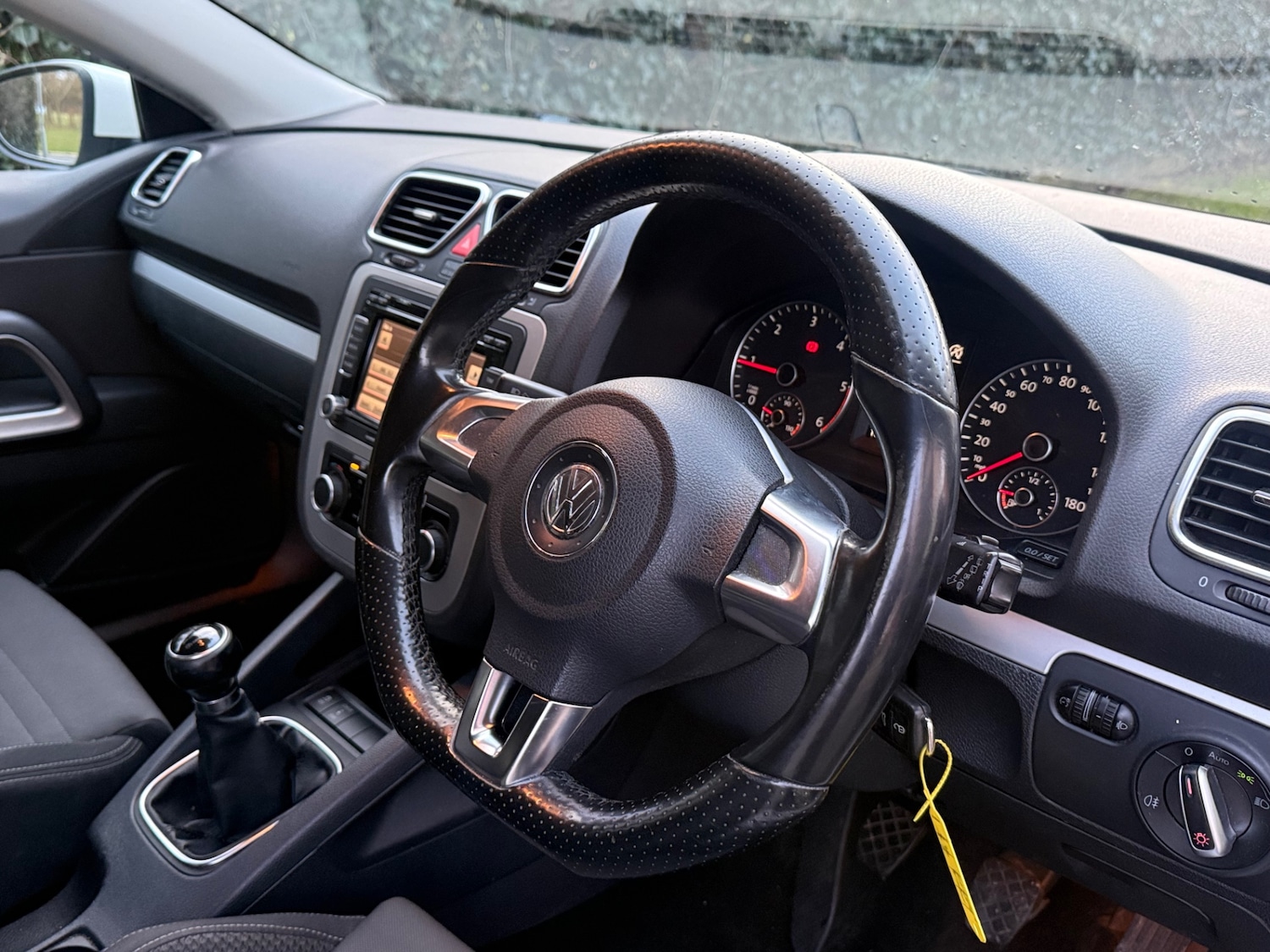 Used Volkswagen Scirocco 2012 for sale - 77202379: Photo 27