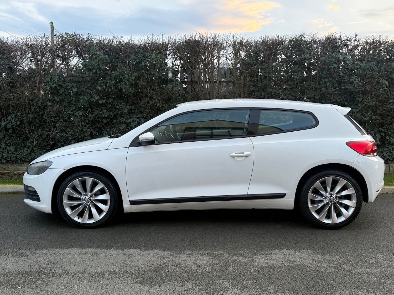 Used Volkswagen Scirocco 2012 for sale - 77202379: Photo 5