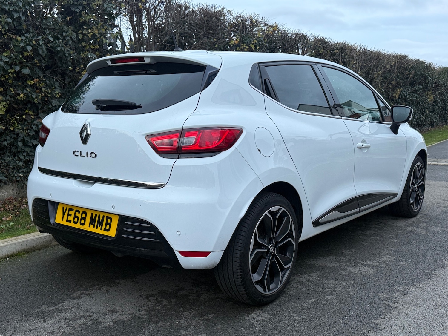 Used Renault Clio 2018 for sale - 76713393: Photo 13
