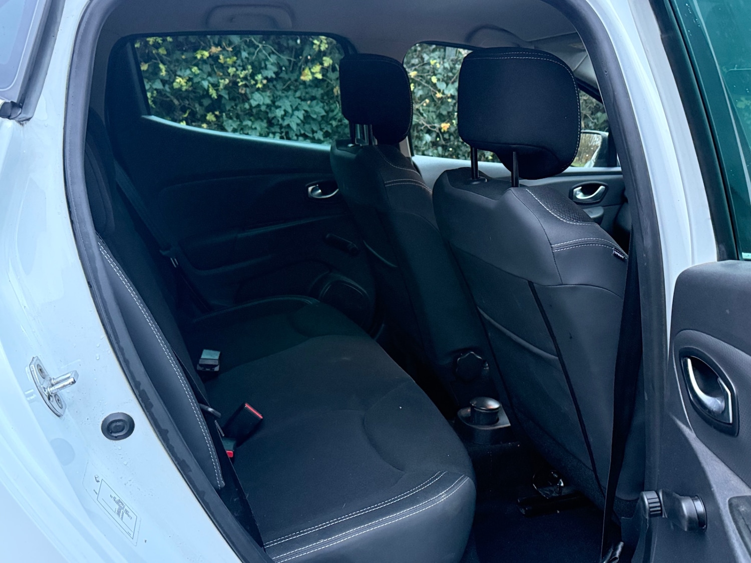 Used Renault Clio 2018 for sale - 76713393: Photo 27