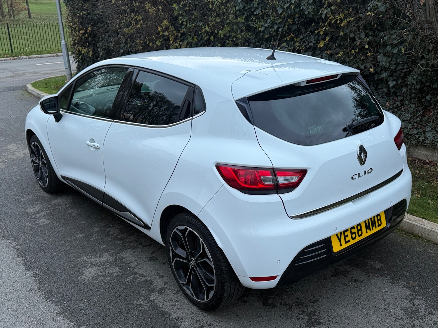 Used Renault Clio 2018 for sale - 76713393: Photo 6