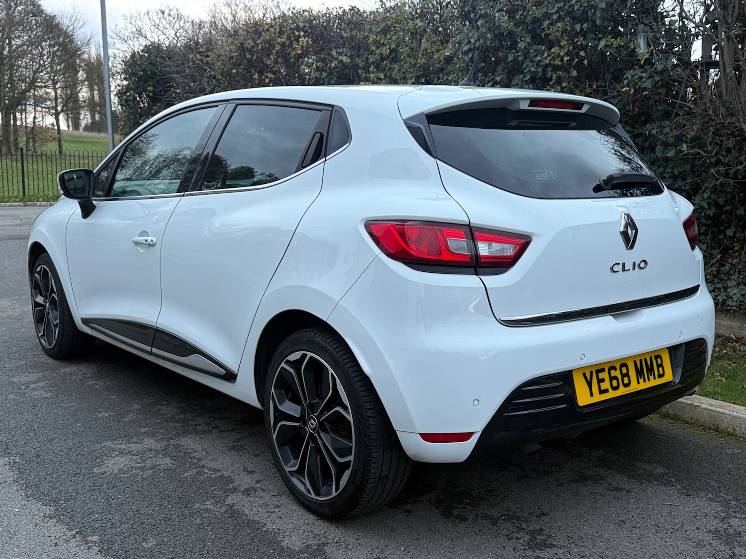 Used Renault Clio 2018 for sale - 76713393: Photo 7
