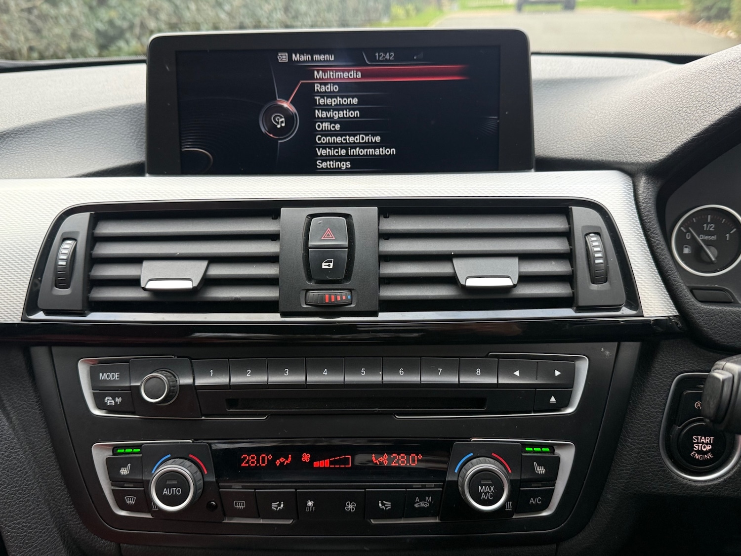 Used BMW 3 Series 2013 for sale - 77052611: Photo 30