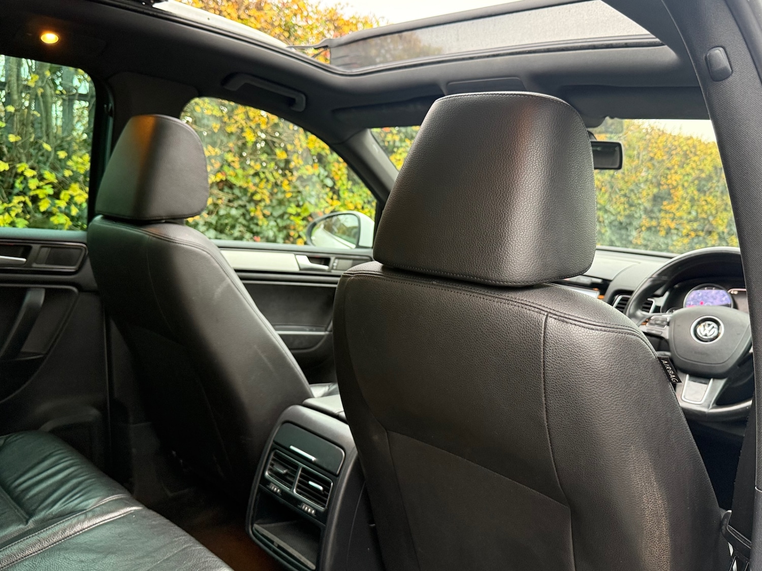 Used Volkswagen Touareg 2014 for sale - 76663682: Photo 33