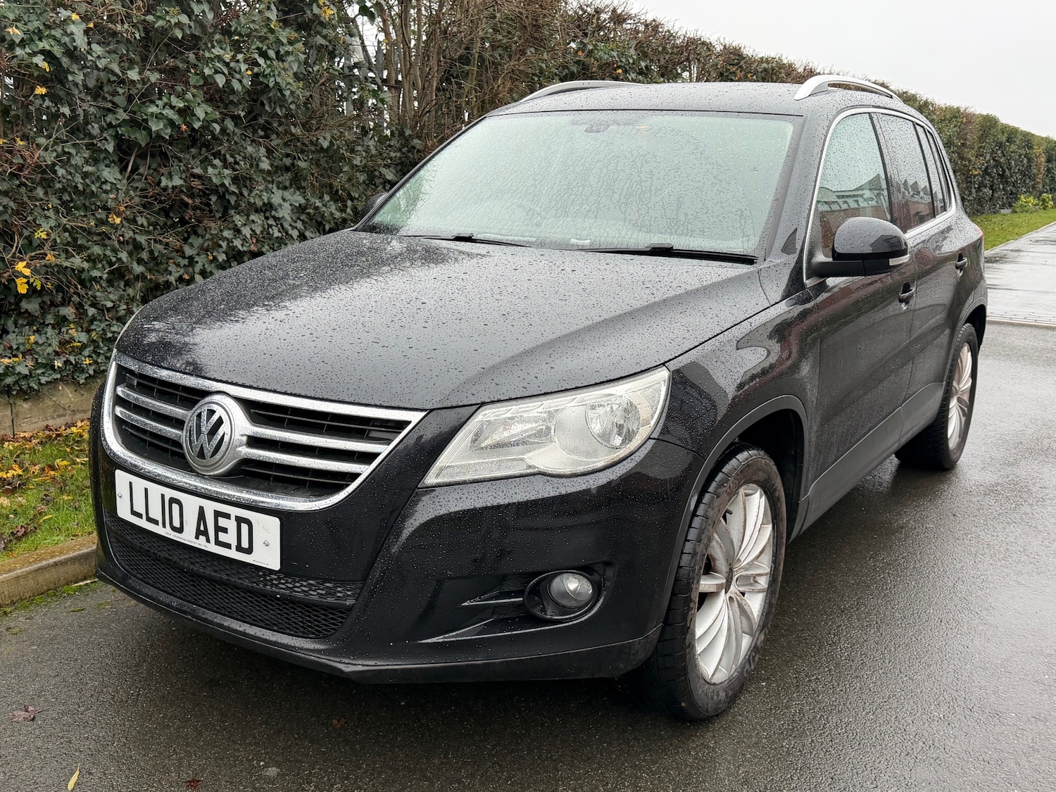 Used Volkswagen Tiguan 2010 for sale - 76913991: Photo 1