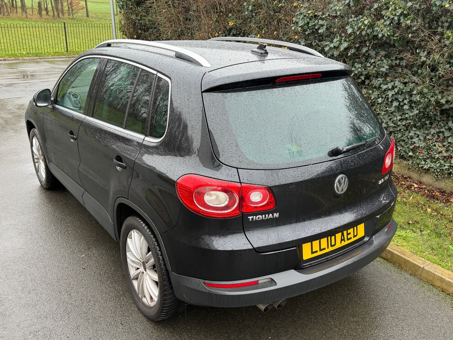 Used Volkswagen Tiguan 2010 for sale - 76913991: Photo 8