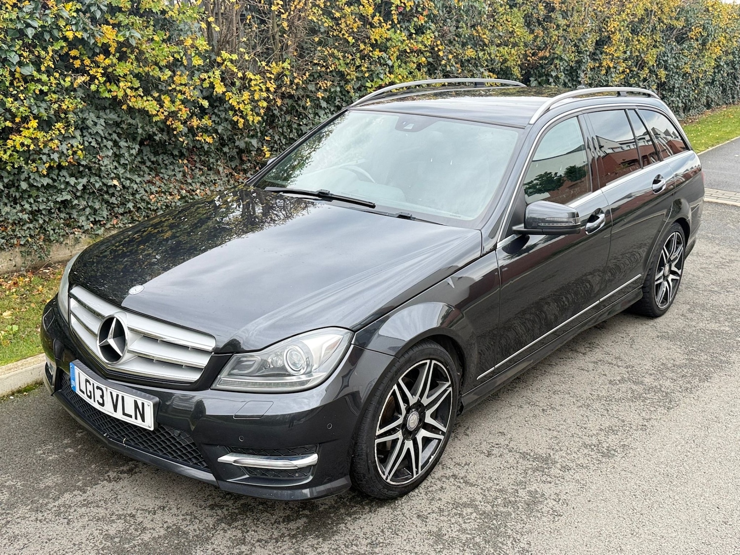 Used Mercedes-Benz C Class 2013 for sale - 76573798: Photo 2