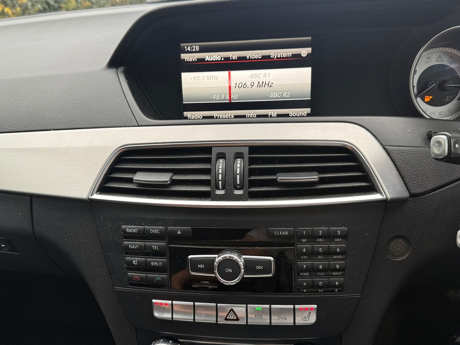 Used Mercedes-Benz C Class 2013 for sale - 76573798: Photo 25