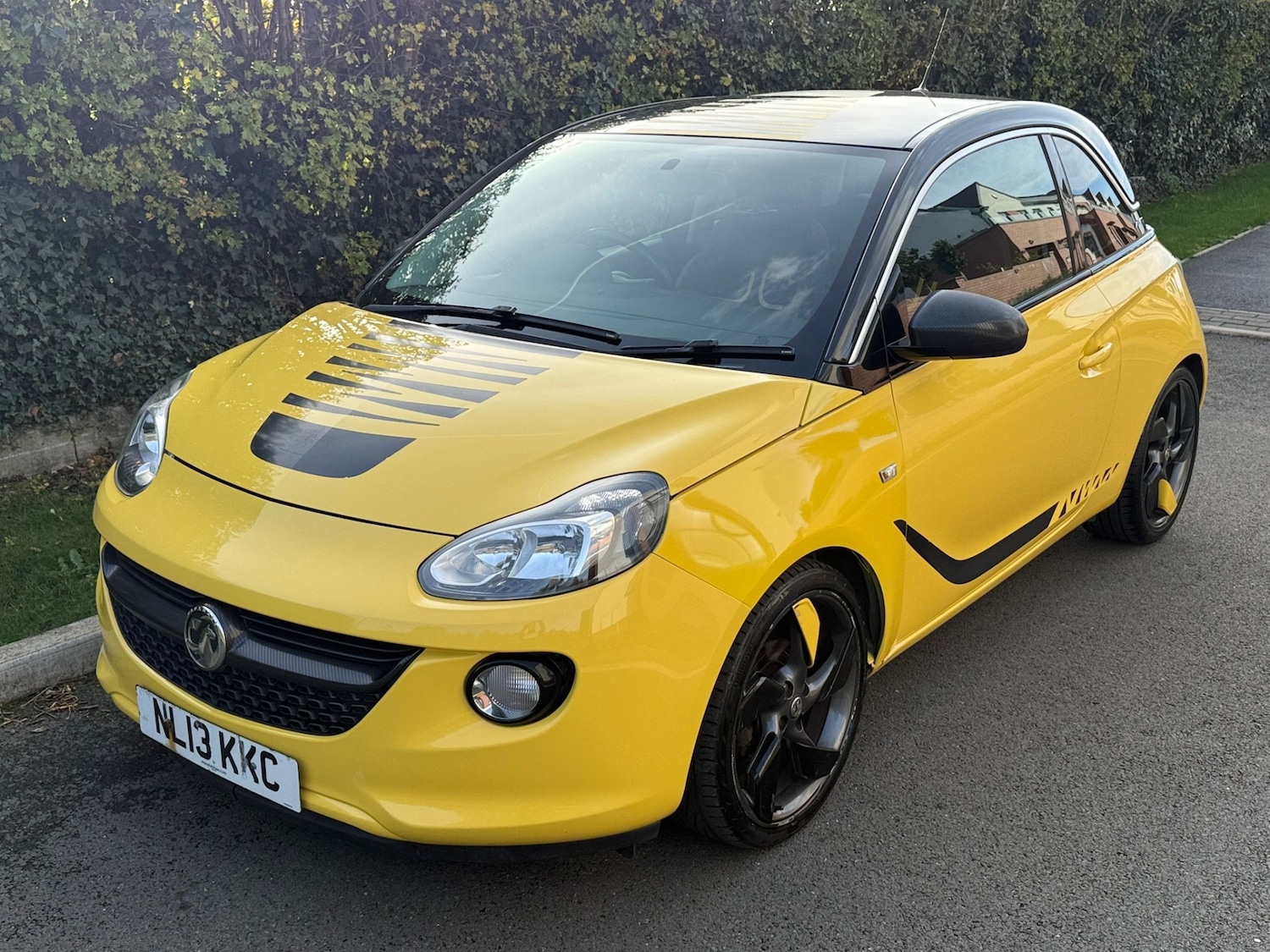 Used Vauxhall ADAM 2013 for sale - 76403300: Photo 2