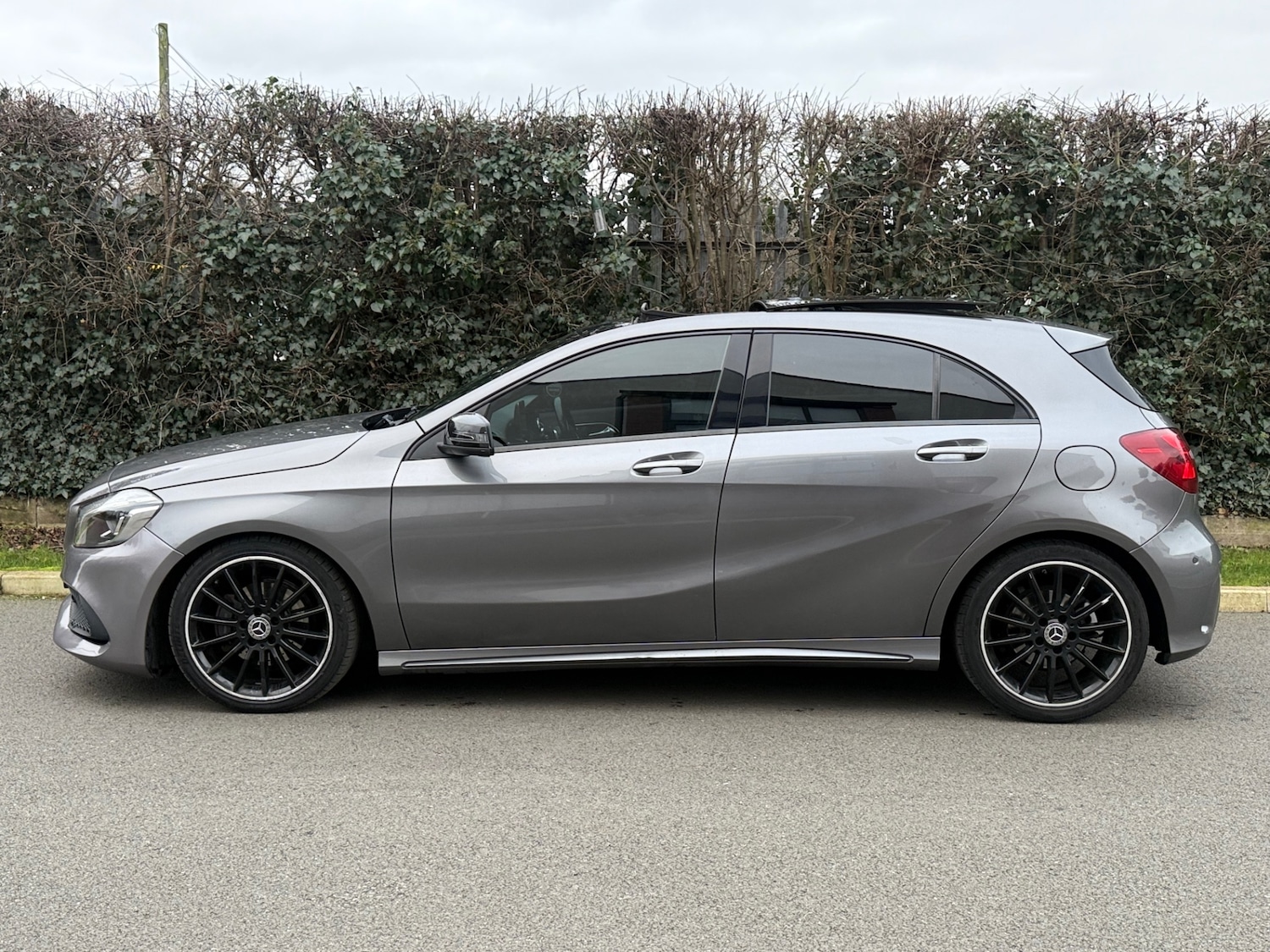 Used Mercedes-Benz A-Class 2017 for sale - 77067384: Photo 5