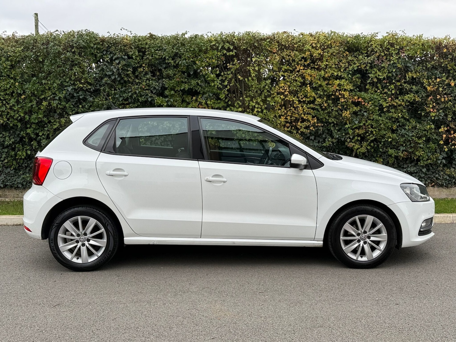 Used Volkswagen Polo 2015 for sale - 76369483: Photo 12