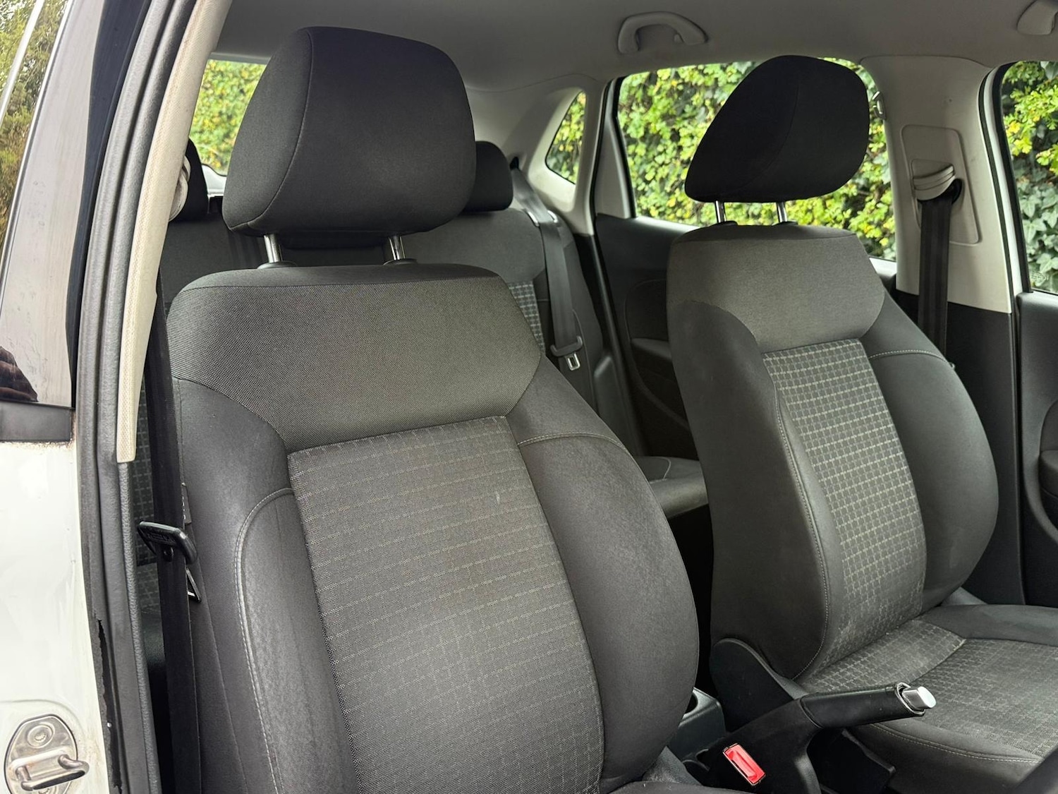 Used Volkswagen Polo 2015 for sale - 76369483: Photo 18