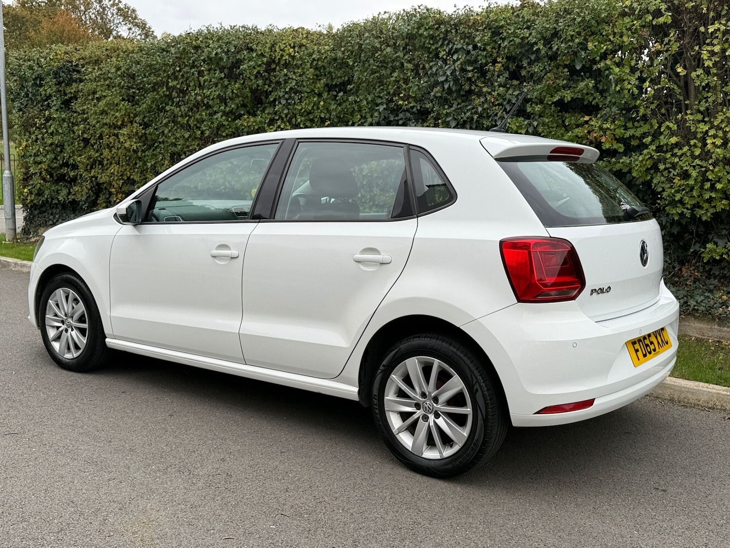 Used Volkswagen Polo 2015 for sale - 76369483: Photo 6