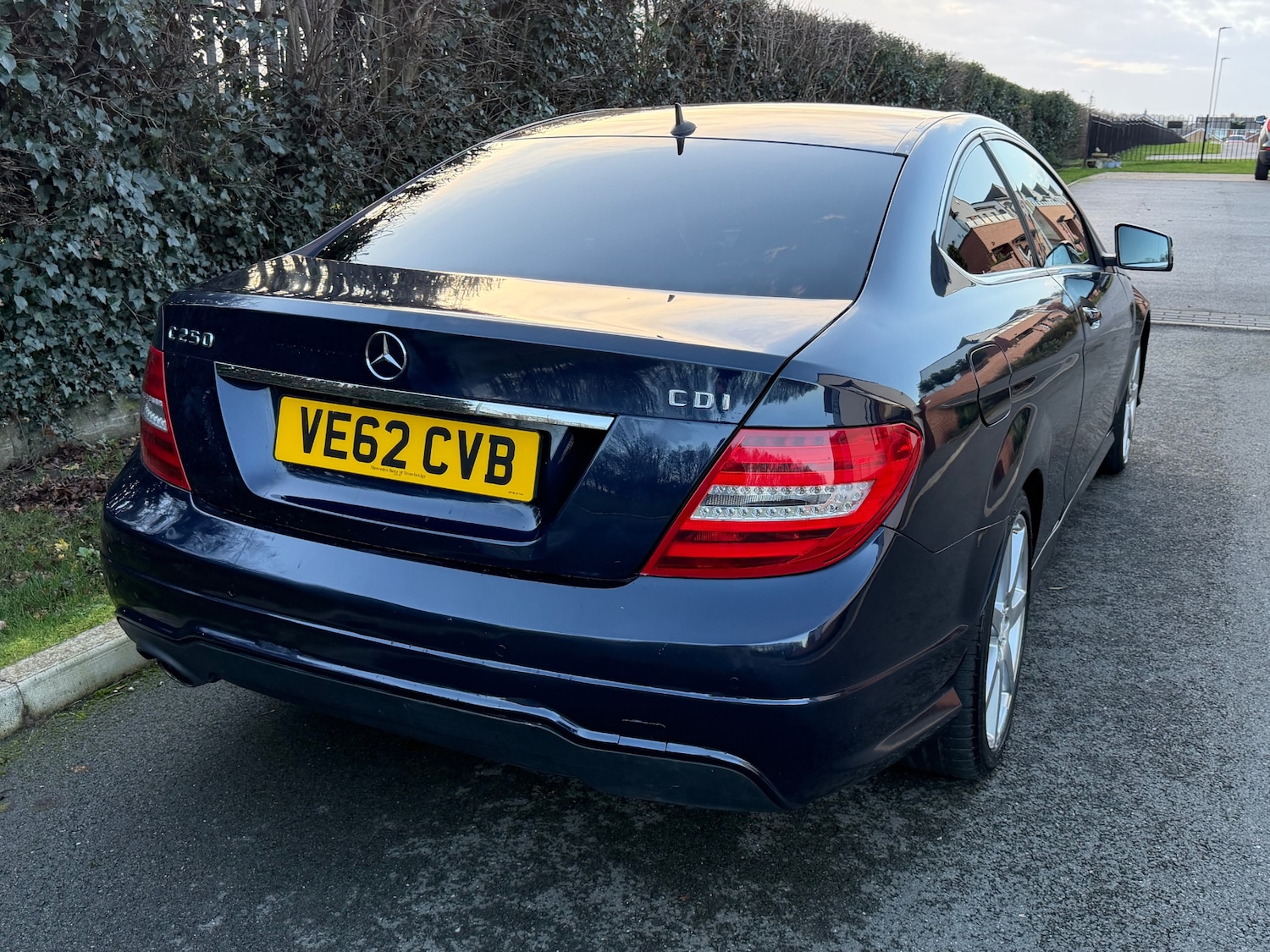 Used Mercedes-Benz C Class 2012 for sale - 76913992: Photo 11