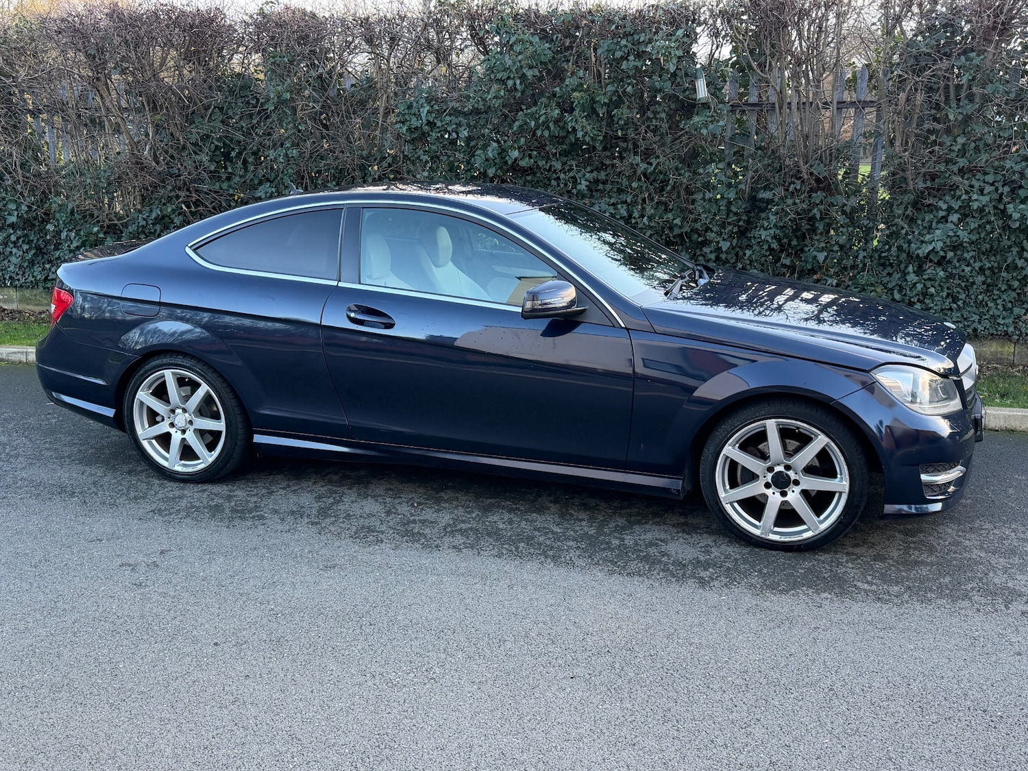 Used Mercedes-Benz C Class 2012 for sale - 76913992: Photo 15