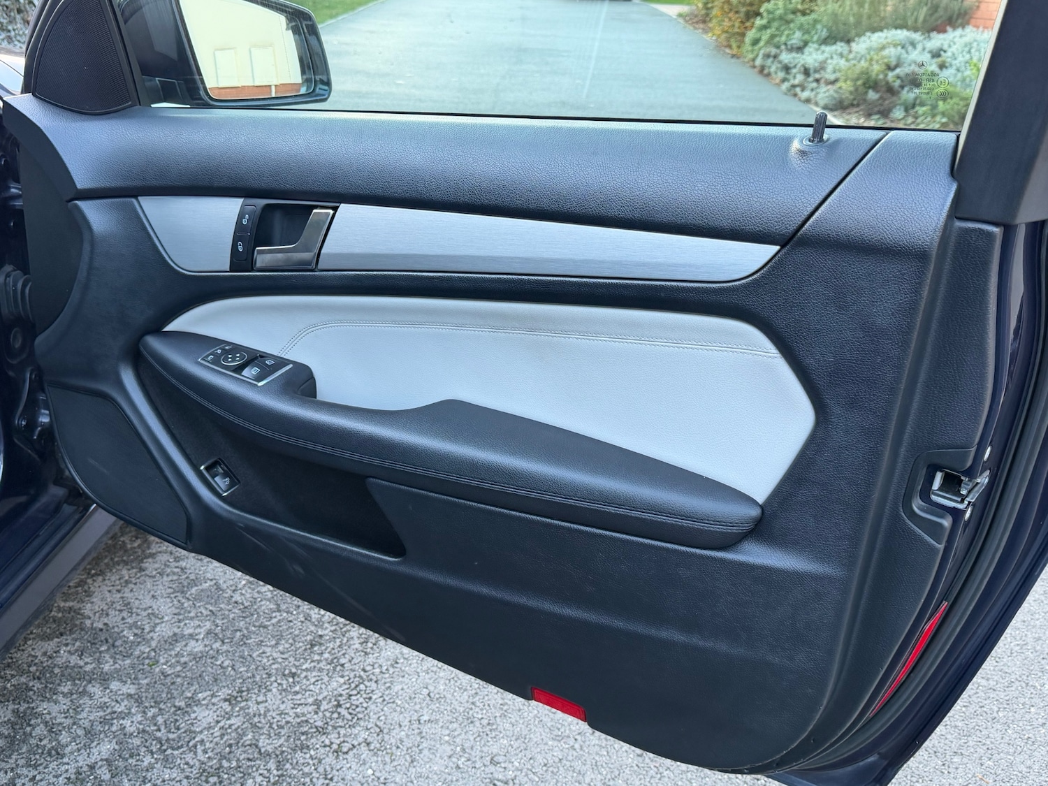 Used Mercedes-Benz C Class 2012 for sale - 76913992: Photo 27