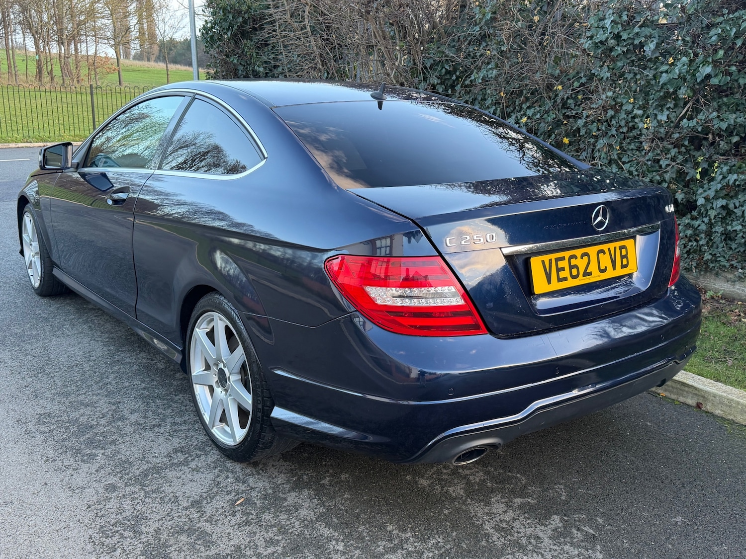 Used Mercedes-Benz C Class 2012 for sale - 76913992: Photo 7