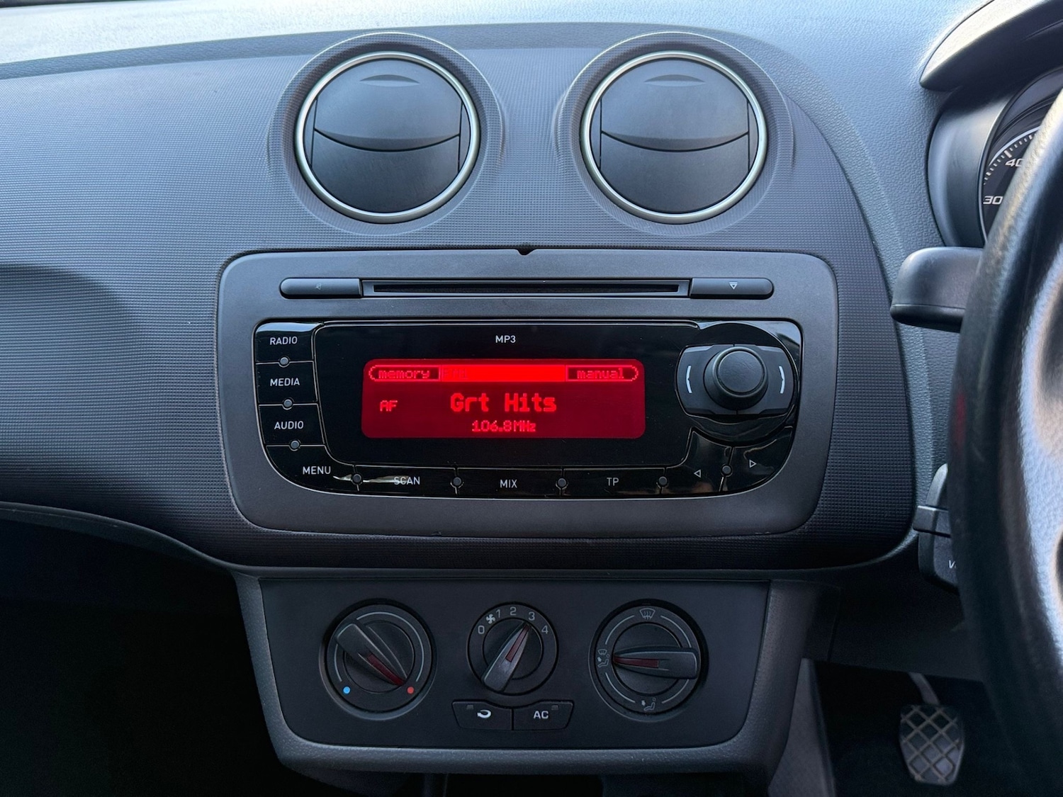 Used SEAT Ibiza 2012 for sale - 76647058: Photo 21