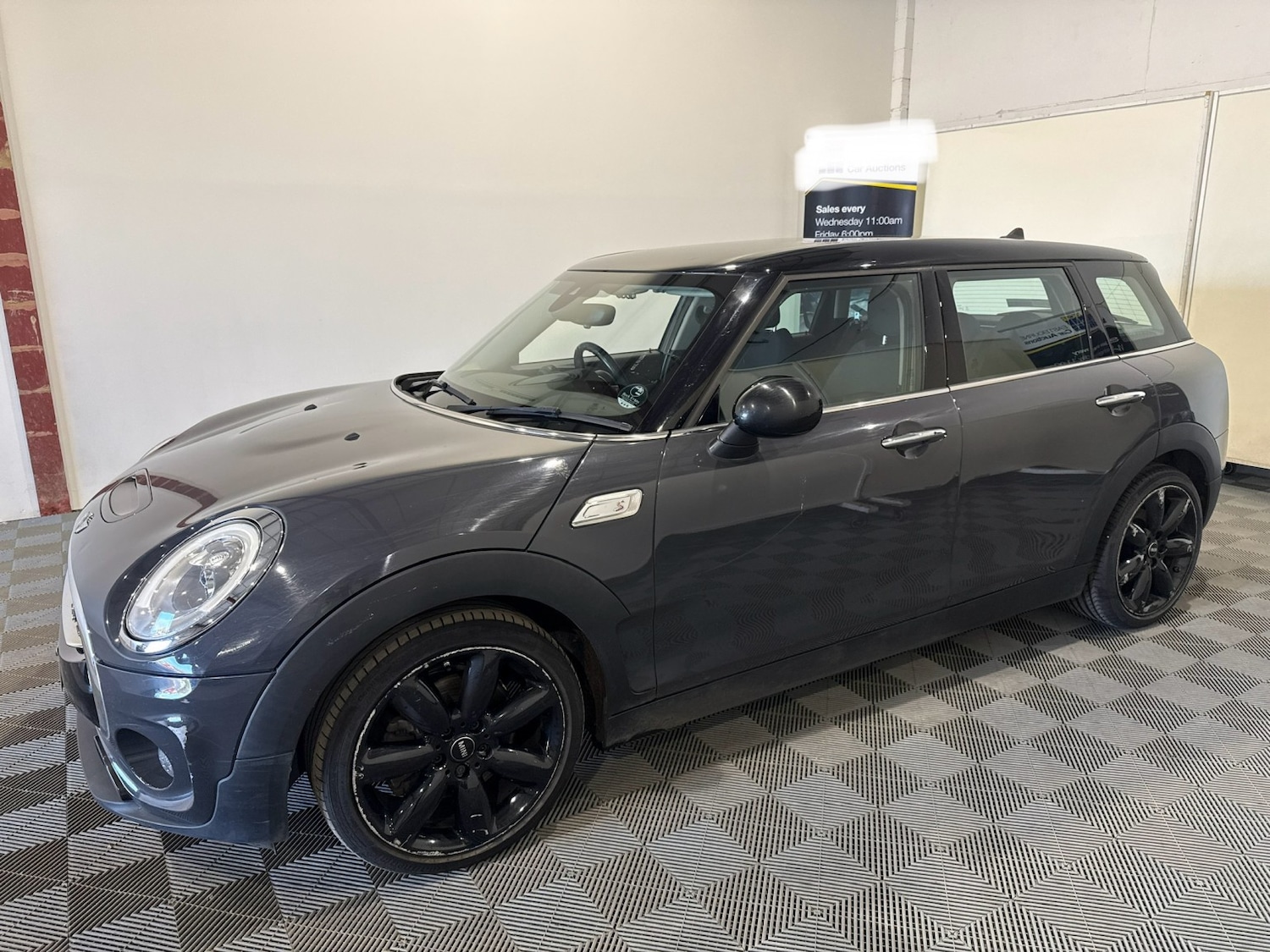 Used MINI Clubman 2017 for sale - 76741325: Photo 2