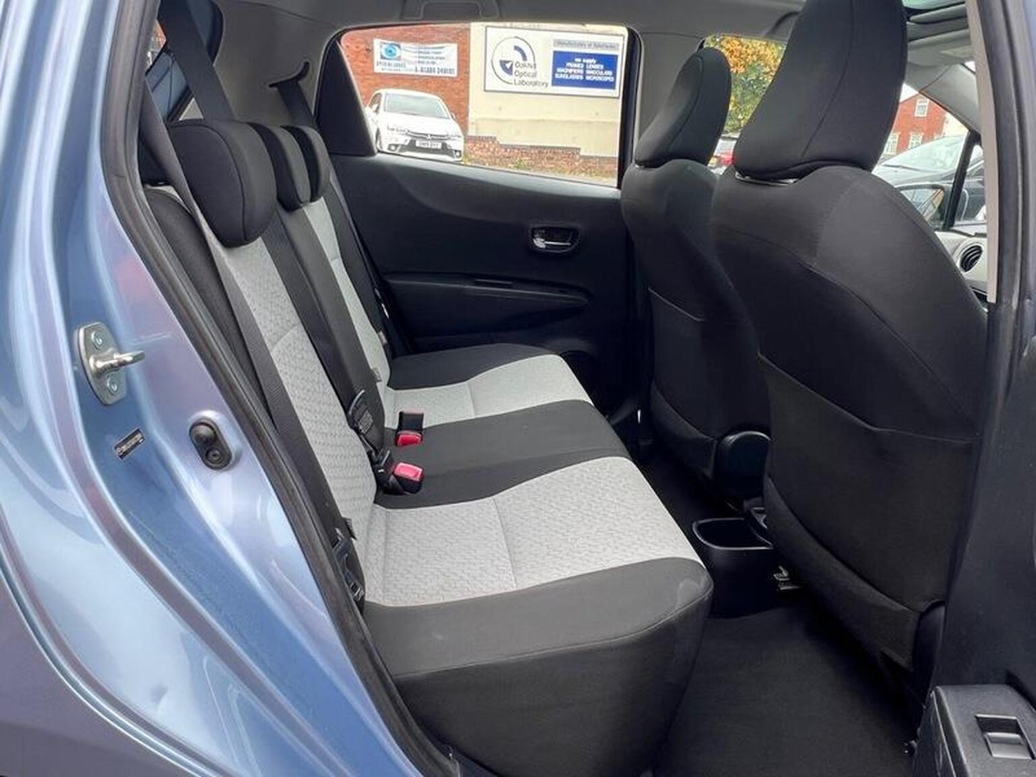 Used Toyota Yaris 2012 for sale - 76559946: Photo 13