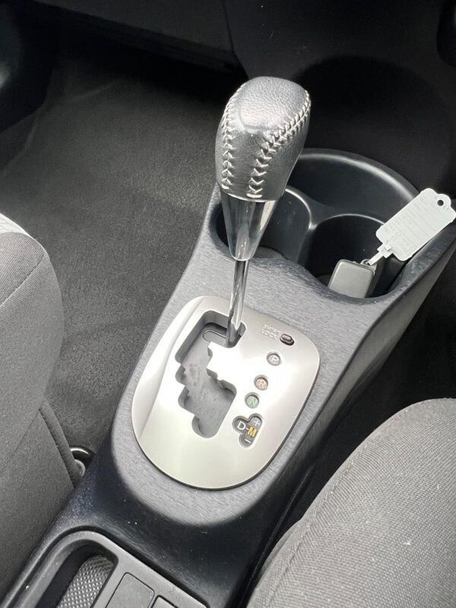 Used Toyota Yaris 2012 for sale - 76559946: Photo 23