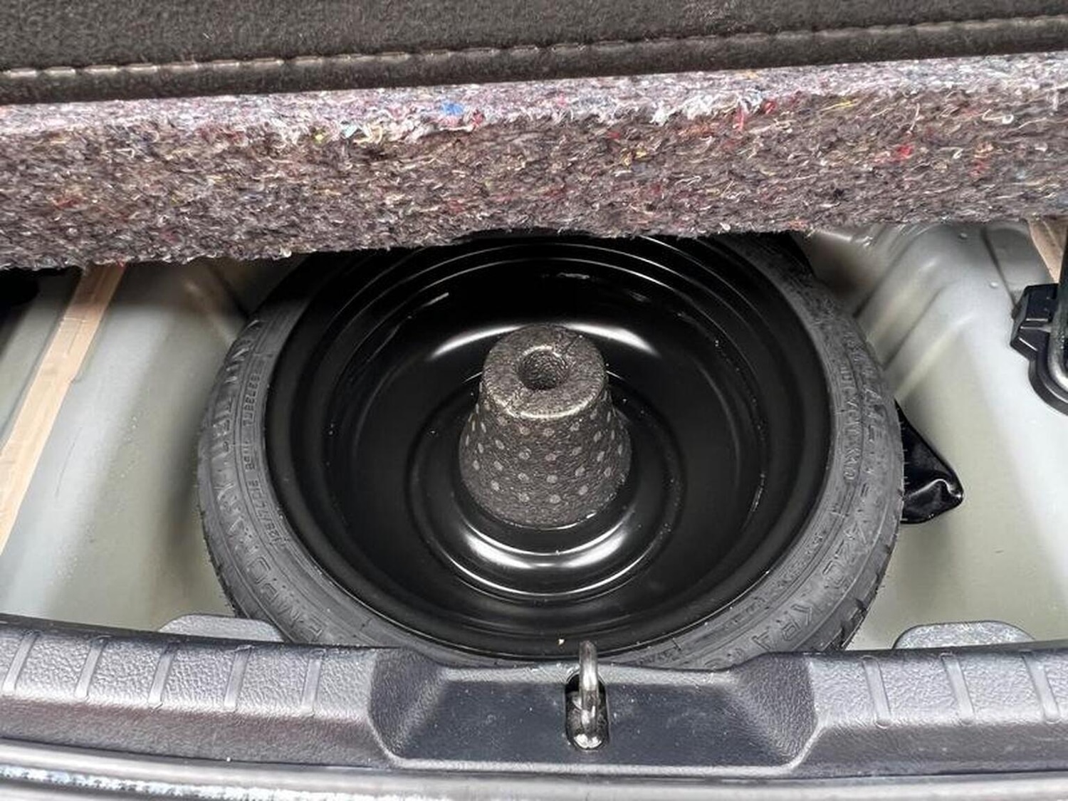 Used Toyota Yaris 2012 for sale - 76559946: Photo 30