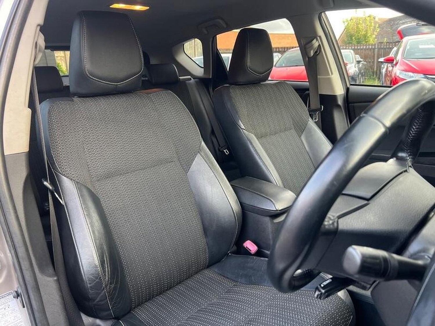 Used Toyota Auris 2013 for sale - 76769553: Photo 12