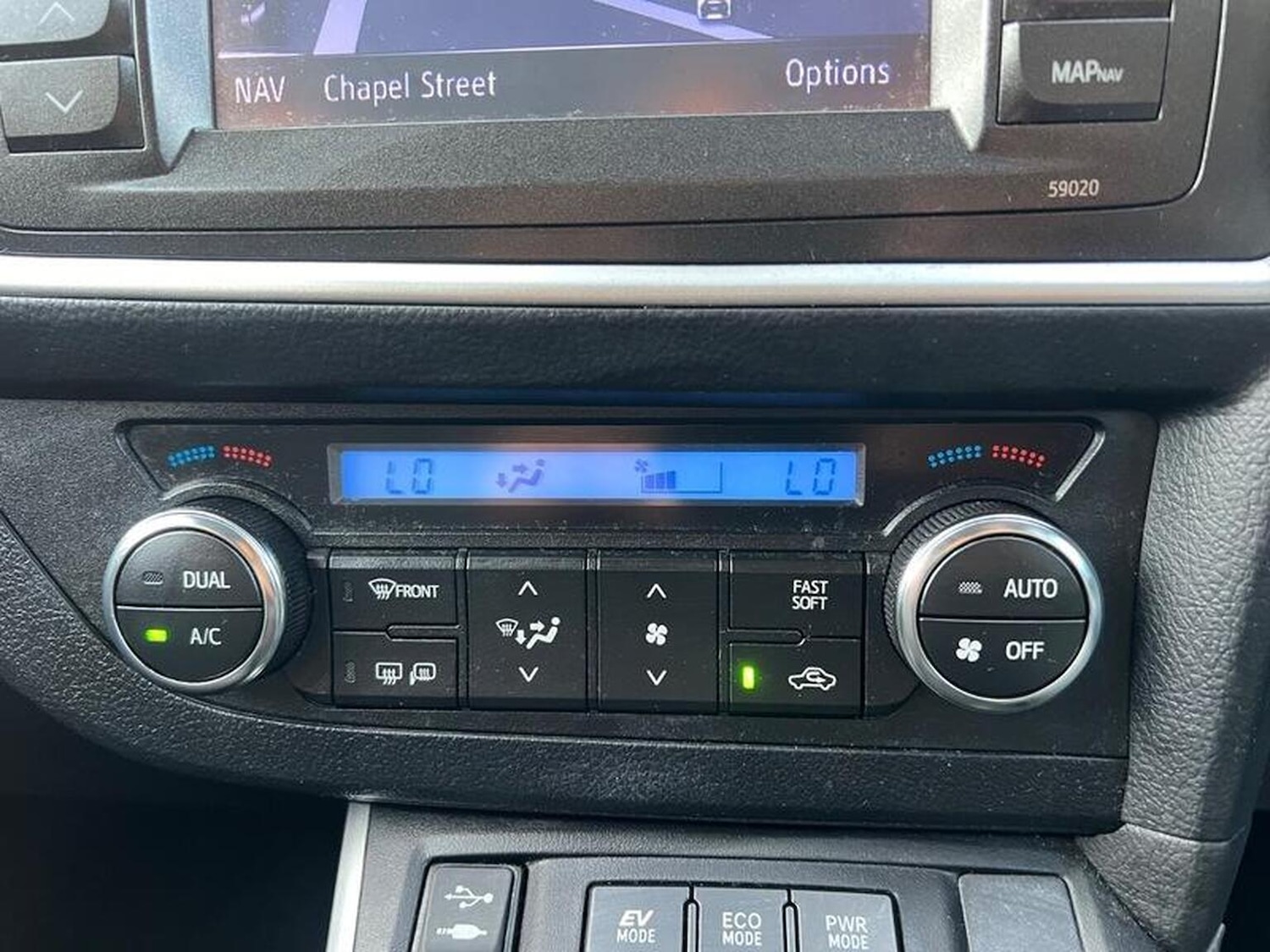 Used Toyota Auris 2013 for sale - 76769553: Photo 23